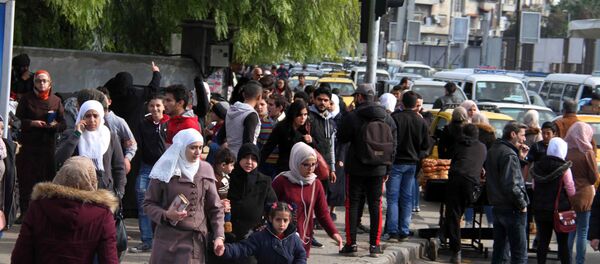 سوري قدم لخطيبته هدية نادرة بـ عيد المرأة - سبوتنيك عربي