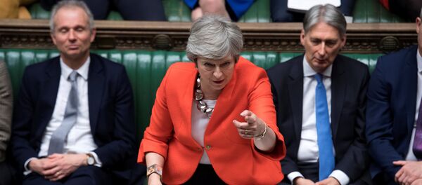 تريزا ماي تتحدث في البرلمان البريطاني في جلسة التصويت للمرة الثانية على خطتها للخروج من الاتحاد الأوروبي - سبوتنيك عربي