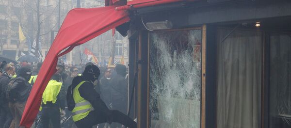 أعمال الشغب في باريس - سبوتنيك عربي