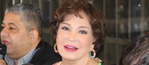 الفنانة المصرية لبلبة في مهرجان الأقصر للسينما الأفريقية الثامن الفنانة المصرية لبلبة في مهرجان الأقصر للسينما الأفريقية الثامن - سبوتنيك عربي