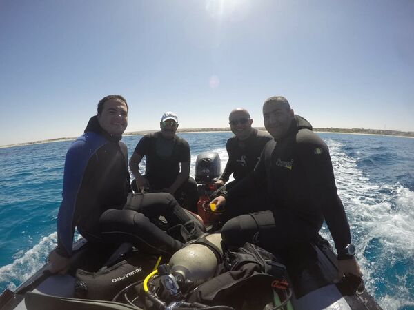 البعثة الأثرية التابعة لمركز الآثار البحرية بكلية الآداب جامعة الإسكندرية - سبوتنيك عربي