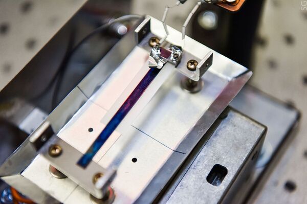 عنصر عنصر الكهرواجهادي في جهاز الاستشعار - سبوتنيك عربي