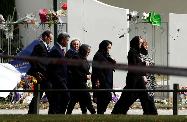 رئيسة وزراء نيوزيلندا ترتدي الحجاب أثناء المراسم - سبوتنيك عربي