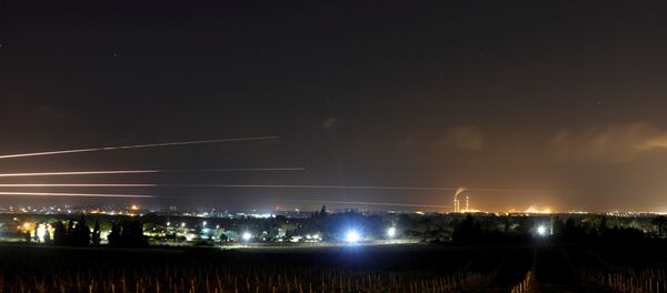 غزة، قطاع غزة، فلسطين - اطلاق صواريخ باتجاه الأراضي المحتلة، إسرائيل 25 مارس/ آذار 2019 - سبوتنيك عربي
