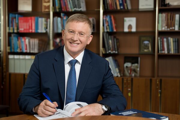 رئيس جامعة جنوب الأورال ألكسندر شيستاكوف - سبوتنيك عربي