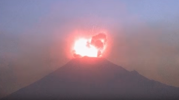 انفجار بركان - سبوتنيك عربي