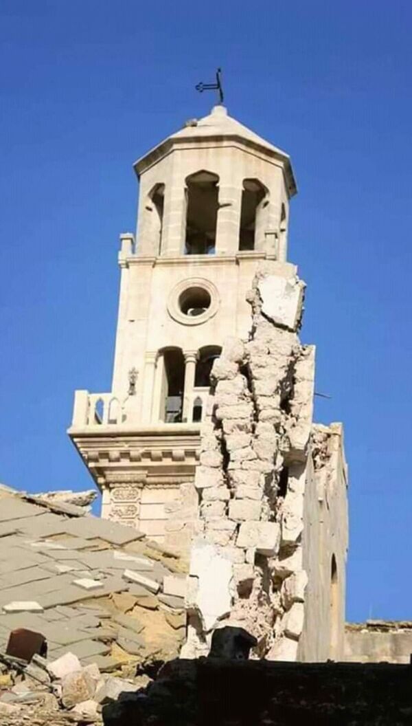 صورة توثّق جزءاً من الدمار الذي طال كتدرائية الأربعين شهيد بحلب - سبوتنيك عربي