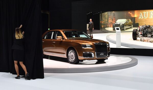 معرض جنيف الدولي للسيارات لعام 2019 - جناح شركة Aurus الروسية - سبوتنيك عربي