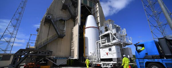 موقع اطلاق كورو في غيانا الفرنسية. تم اطلاق أربعة أقمار صناعية  على متن حامل الصواريخ الروسي سويوز-إس تي. - سبوتنيك عربي