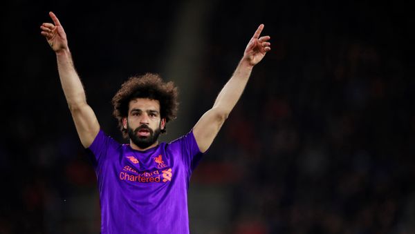 محمد صلاح في مباراة ليفربول ضد ساوثهامبتون، 5 نيسان/أبريل 2019 محمد صلاح في مباراة ليفربول ضد ساوثهامبتون، 5 نيسان/أبريل 2019 - سبوتنيك عربي