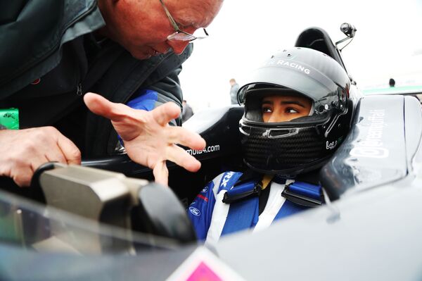 ريما الجفالي - أول سائقة سيارات رياضية سعودية - سبوتنيك عربي