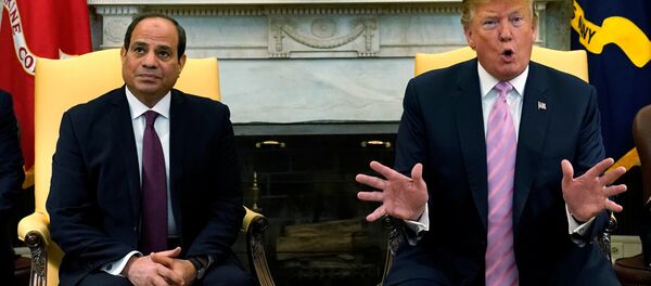 الرئيس الأمريكي ترامب يرحب بالرئيس السيسي في البيت الأبيض بواشنطن - سبوتنيك عربي