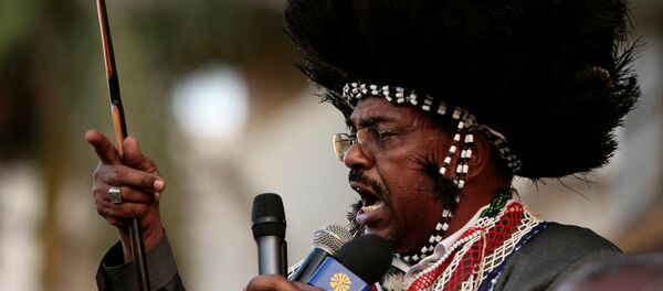 البشير يحضر احتجاجًا مع شعب جنوب السودان ضد مذكرة الاعتقال الصادرة عن المحكمة الجنائية الدولية في الخرطوم - سبوتنيك عربي