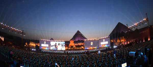 قرعة كأس الأمم الأفريقية في أهرامات الجيزة بالعاصمة المصرية القاهرة، 12 نيسان/أبريل 2019 - سبوتنيك عربي