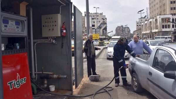 أزمة البنزين في حمص، سوريا، 7 أبريل/ نيسان 2019 - سبوتنيك عربي