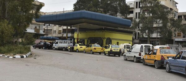 أزمة البنزين في درعا، سوريا، 7 أبريل/ نيسان 2019 - سبوتنيك عربي