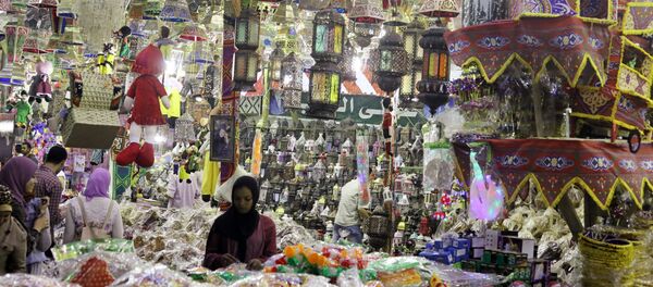 محل لبيع الفوانيس في القاهرة استعدادا لشهر رمضان محل لبيع الفوانيس في القاهرة استعدادا لشهر رمضان - سبوتنيك عربي