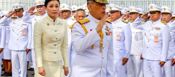 ملك تايلند ماها فاجيرالونجكورن يتزوج من نائبة رئيس قسم الأمن الشخصي الخاص به سوثيدا فاجيرالونجكورن نا أياتايا - سبوتنيك عربي