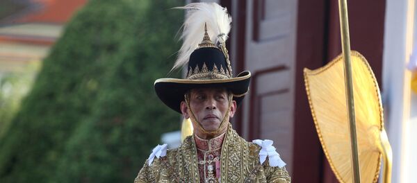 مسيرة ملك تايلاند الجديد للمعابد البوذية - سبوتنيك عربي