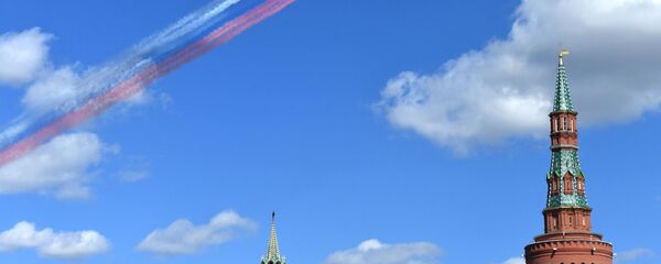 الجزء الجوي من بروفة العرض العسكري بمناسبة عيد النصر على ألمانيا النازية في الحرب الوطنية العظمى (1941-1945) - الطائرات الهجومية سو-25 الجزء الجوي من بروفة العرض العسكري بمناسبة عيد النصر على ألمانيا النازية في الحرب الوطنية العظمى (1941-1945) - الطائرات الهجومية سو-25 - سبوتنيك عربي