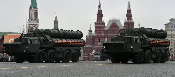 منظومة إس-400 للصواريخ المضادة للطيران خلال العرض العسكري - سبوتنيك عربي