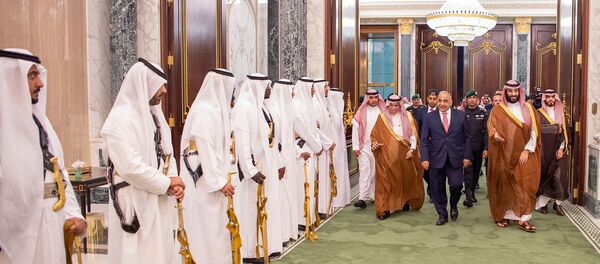 ولي العهد السعودي الأمير محمد بن سلمان يلتقي برئيس الوزراء العراقي عادل عبد المهدي في الرياض - سبوتنيك عربي