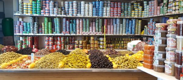 شهر رمضان في تونس: مخللات معروضة بأحد المحلات التونسية شهر رمضان في تونس: مخللات معروضة بأحد المحلات التونسية - سبوتنيك عربي