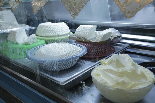 شهر رمضان في تونس: محل لبيع الألبان والجبن  - سبوتنيك عربي