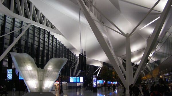 مطار غدانسك ليخ فاونسا في بولندا - سبوتنيك عربي