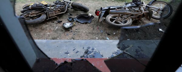 دراجات نارية لمصلين شوهدت في مسجد أبرار بعد هجوم عليه في كينياما - سبوتنيك عربي