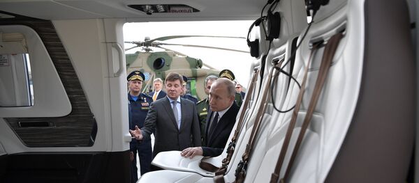 بوتين على متن مروحية جديدة - سبوتنيك عربي