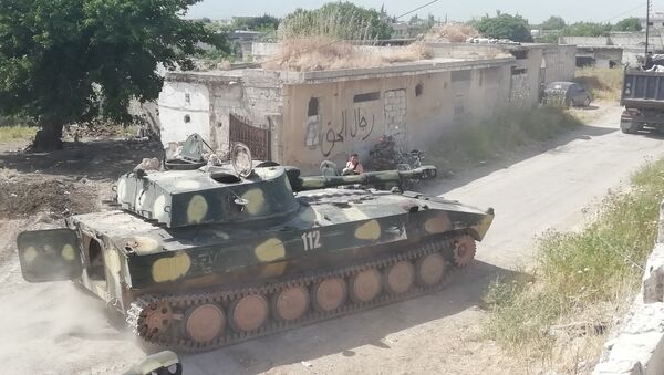 اقتحام الجيش السوري معاقل جبهة النصرة في الحويز بريف حماة - سبوتنيك عربي