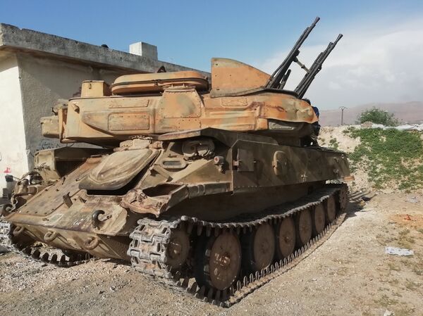 اقتحام الجيش السوري معاقل جبهة النصرة في الحويز بريف حماة - سبوتنيك عربي