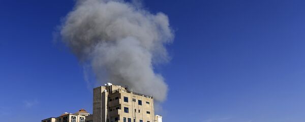 غارات التحالف العربي على اليمن، صنعاء، يوم 16 أيار/مايو غارات التحالف العربي على اليمن، صنعاء، يوم 16 أيار/مايو - سبوتنيك عربي