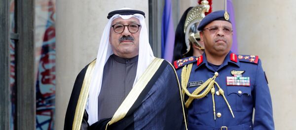 نائب رئيس الوزراء ووزير الدفاع الكويتي الشيخ ناصر صباح الأحمد الصباح يصل إلى قصر الإليزيه في باريس - سبوتنيك عربي