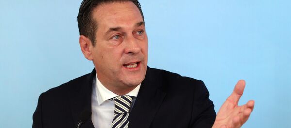 المستشار النمساوي الأسبق زعيم حزب الحرية هانز كريستيان شتراخه - سبوتنيك عربي