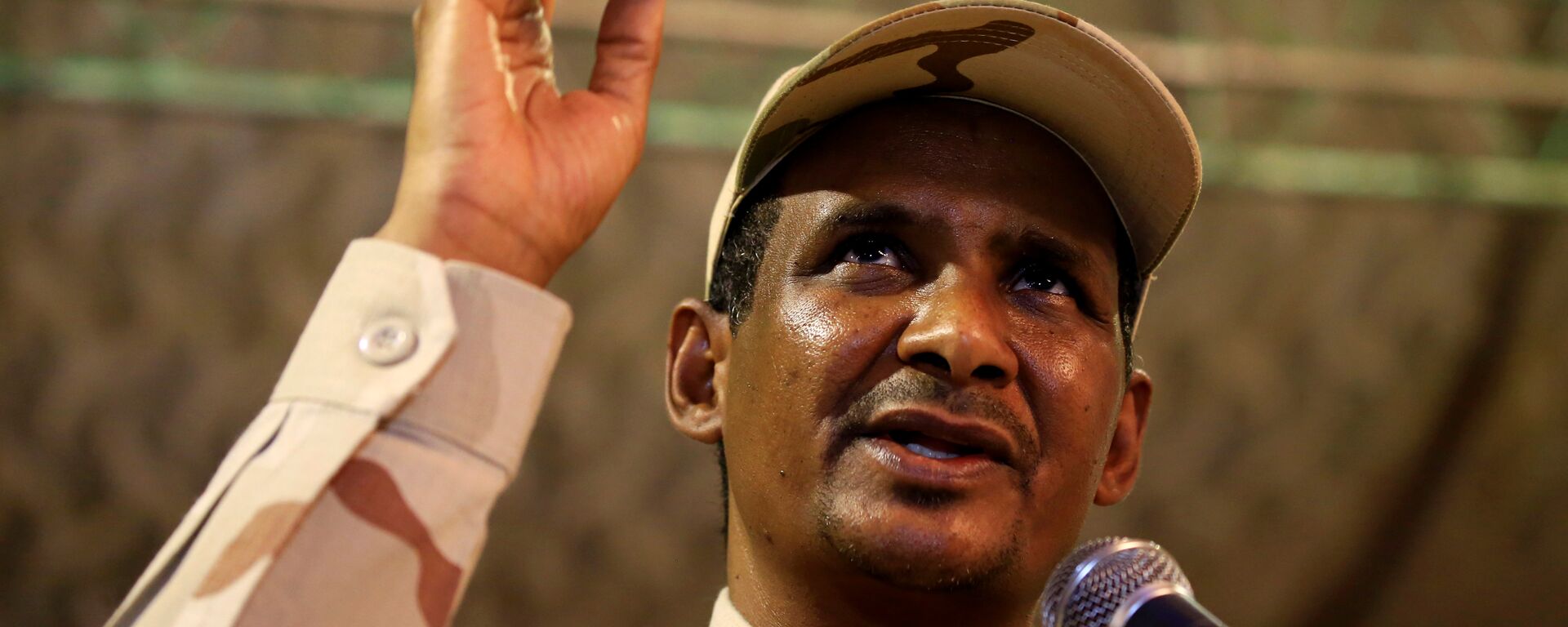 قائد قوات الدعم السريع، نائب رئيس المجلس العسكري في السودان، محمد حمدان دقلو، المعروف بـحميدتي - سبوتنيك عربي, 1920, 15.03.2022