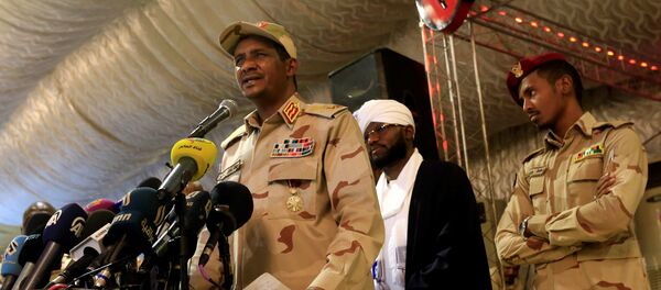 قائد قوات الدعم السريع، نائب رئيس المجلس العسكري في السودان، محمد حمدان دقلو، المعروف بـحميدتي - سبوتنيك عربي