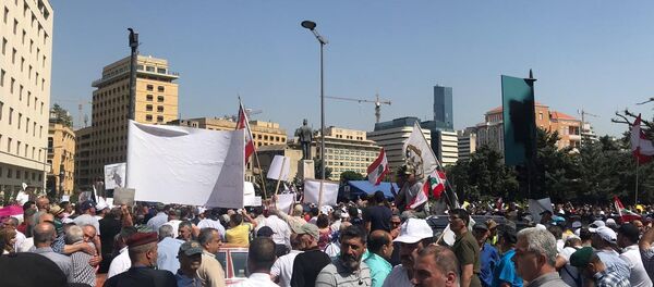 الحكومة اللبنانية تستكمل جلساتها على وقع الإعتصامات والإضرابات - سبوتنيك عربي