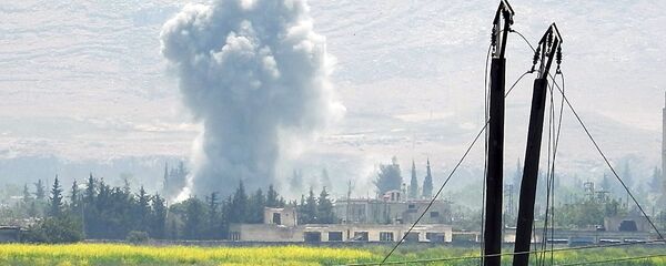 تمهيد ناري يستبق اقتحام الجيش السوري لمواقع تنظيم جبهة النصرة في ريف حماة، سوريا تمهيد ناري يستبق اقتحام الجيش السوري لمواقع تنظيم جبهة النصرة في ريف حماة، سوريا - سبوتنيك عربي