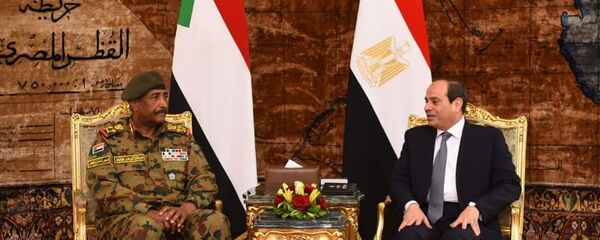 الرئيس المصري عبد الفتاح السيسي يستقبل رئيس المجلس العسكري السوداني عبد الفتاح البرهان - سبوتنيك عربي