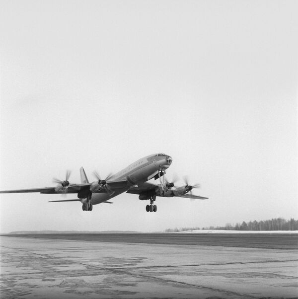 الدببة في السماء...كيف أسقطت طائرة تو-95 مقاتلات الناتو - سبوتنيك عربي