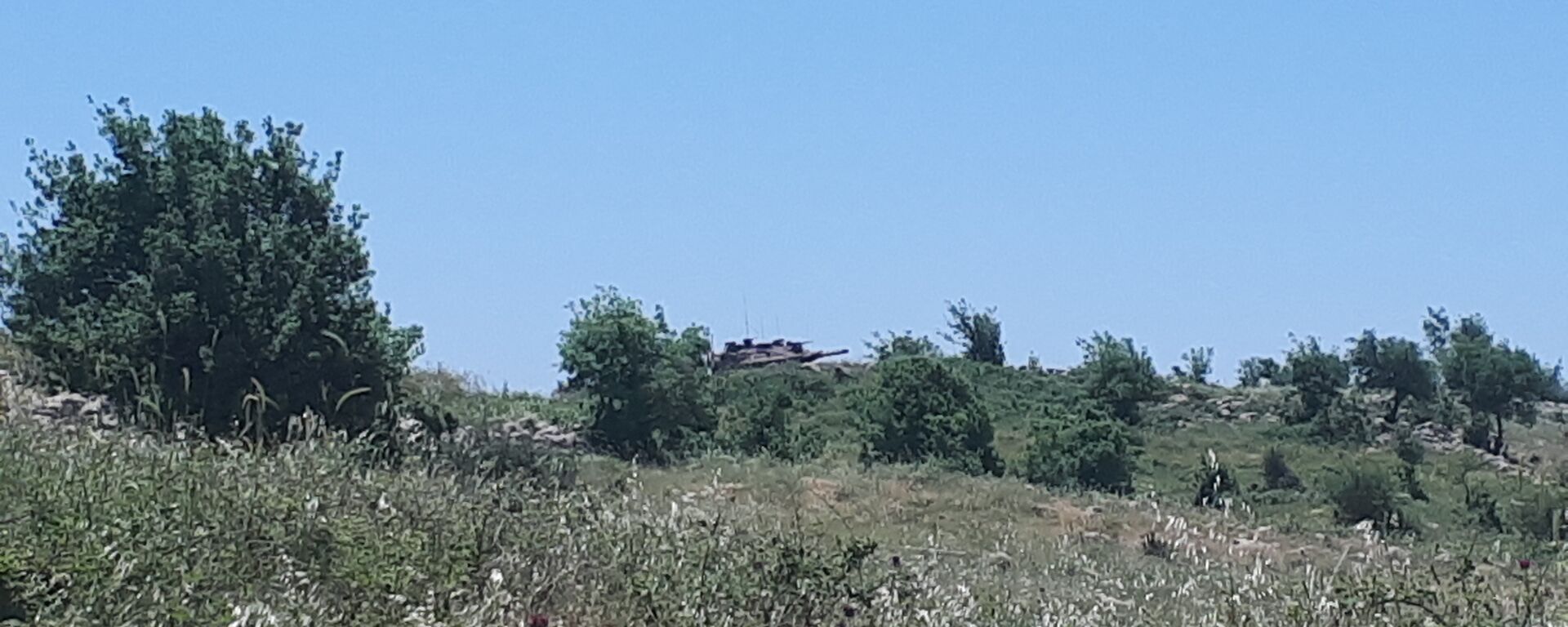 دبابات إسرائيلية تخترق خط ألفا في الجولان دبابات إسرائيلية تخترق خط ألفا في الجولان - سبوتنيك عربي, 1920, 10.10.2023