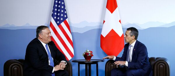 مؤتمر صحفي لوزير الخارجية السويسري ومايك بومبيو مؤتمر صحفي لوزير الخارجية السويسري ومايك بومبيو - سبوتنيك عربي