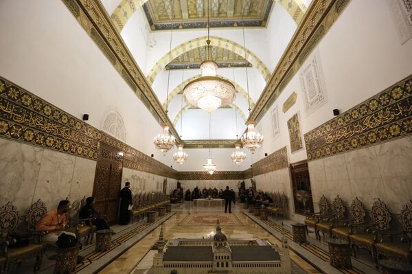 البطريرك إيريناوس بطريرك صربيا يزور الجامع الأموي في دمشق - سبوتنيك عربي