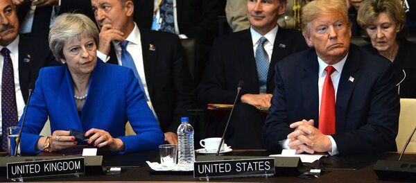 دونالد ترامب وتيريزا ماي - سبوتنيك عربي