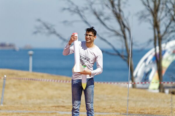 إطلاق صواريخ من صنع طلاب الجامعة - سبوتنيك عربي