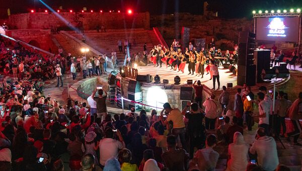 حضور جماهيري في مهرجان الأصالة الحلبي - سبوتنيك عربي