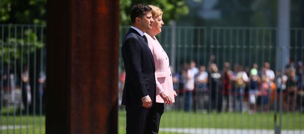 المستشارة الألمانية أنجيلا ميركل ورئيس أوكرانيا فلاديمير زيلينسكي في برلين، 18 يونيو/ حزيران 2019 المستشارة الألمانية أنجيلا ميركل ورئيس أوكرانيا فلاديمير زيلينسكي في برلين، 18 يونيو/ حزيران 2019 - سبوتنيك عربي