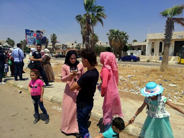 رئيس هجرة نصيب: نحو 22 ألف سوري عادوا من مخيمات الأردن حتى الآن رئيس هجرة نصيب: نحو 22 ألف سوري عادوا من مخيمات الأردن حتى الآن - سبوتنيك عربي